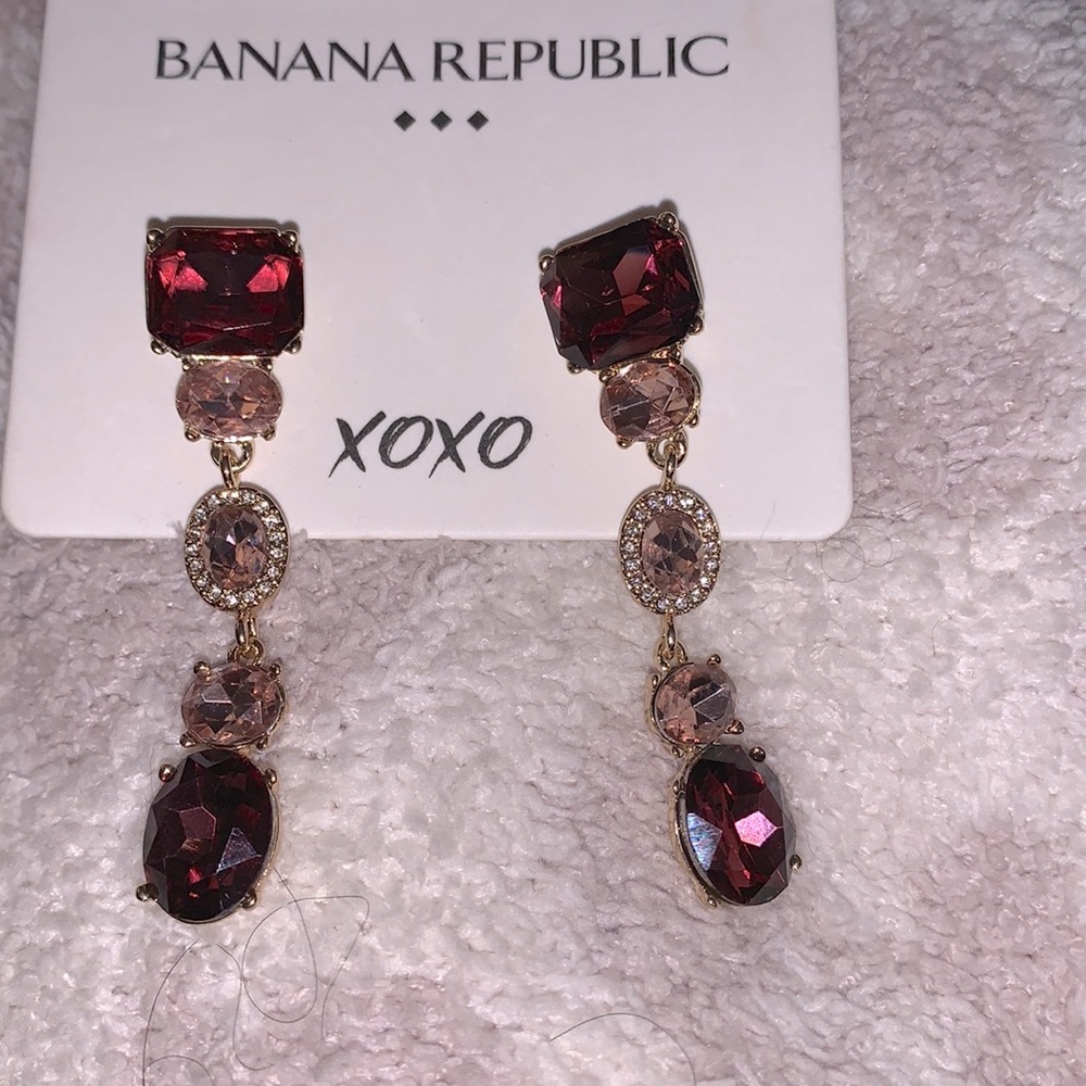 Beautiful earrings post earring 2 inches long